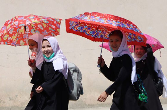 আফগানিস্তানে মেয়েদের হাই স্কুল খুলে আবার বন্ধ ঘোষণা করলো তালেবান