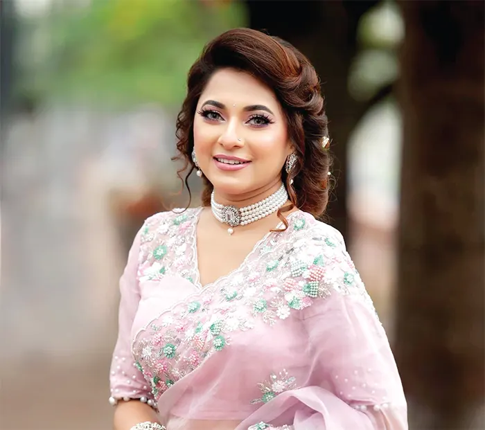 Rus porno bokira qizlar Onlayn havaskor porno tomosha qiling