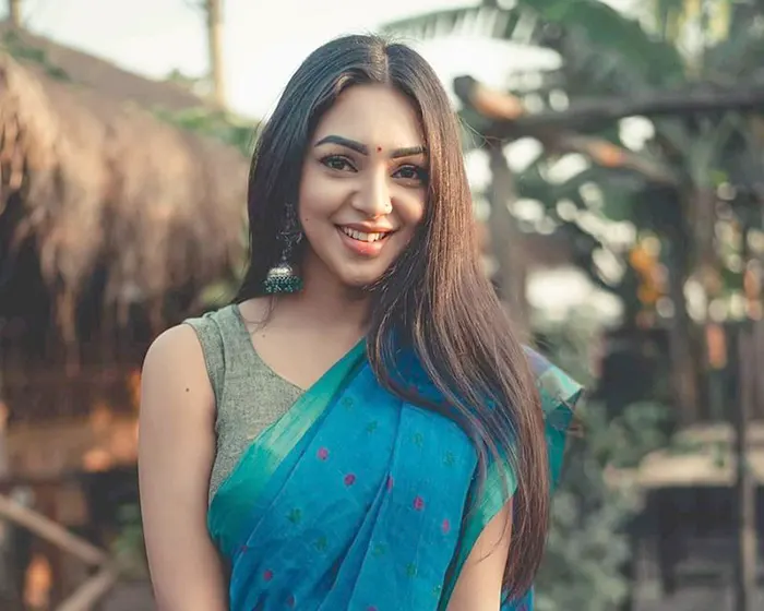 Kristina bilan jinsiy aloqa onlayn Kichkintoy va qizi porno