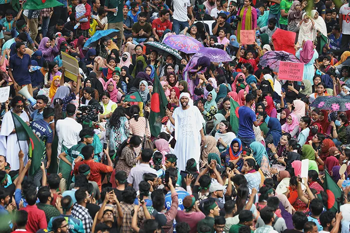 দাবি আদায় হওয়ার আগ পর্যন্ত  রাজপথে থাকার অঙ্গীকার