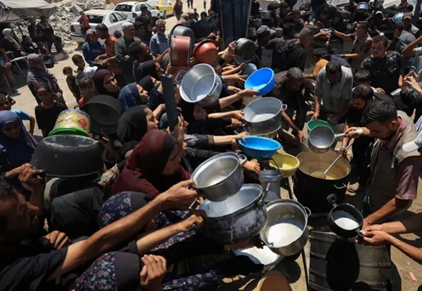 গাজায় ক্ষুধায় লুটিয়ে পড়ছে মানুষ: ১০৯ ত্রাণ সংস্থার সতর্কবার্তা