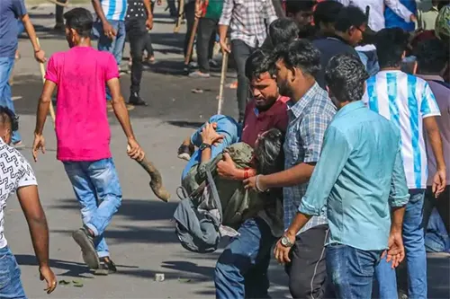  আল জাজিরার প্রতিবেদন: ‘তারা অভ্যুত্থান বিক্রি করছে’