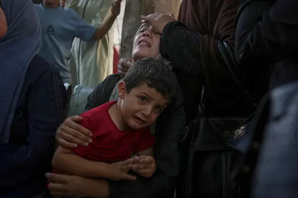 ইসরাইল গাজা দখল করে নিলে বাধা দেবেন না ট্রাম্প