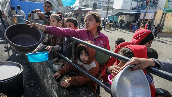 রেডক্রসের হুঁশিয়ারি: গাজায় জীবন রক্ষার সময় দ্রুত ফুরিয়ে যাচ্ছে