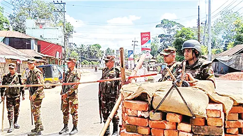 Ayollarning onanizmi squeals bilan tugaydi