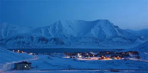 কানাডার যেখানে ১৩৬ দিন থাকবে অন্ধকার