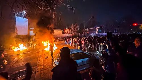 ইরানে হামলা নিয়ে ট্রাম্পকে সতর্ক করল মার্কিন সামরিক বাহিনী