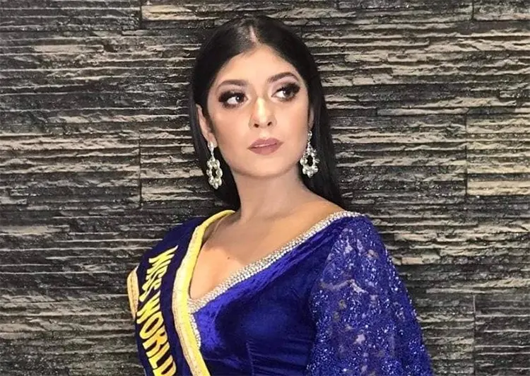 Yashirin kamera erkak onanizm Qizlar ketma-ket porno