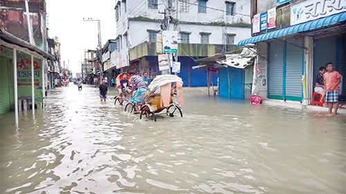 সুনামগঞ্জে বন্যার ভয়াবহ অবনতি, সিলেটে ৬ লাখ মানুষ পানিবন্দি, সেনা মোতায়েন