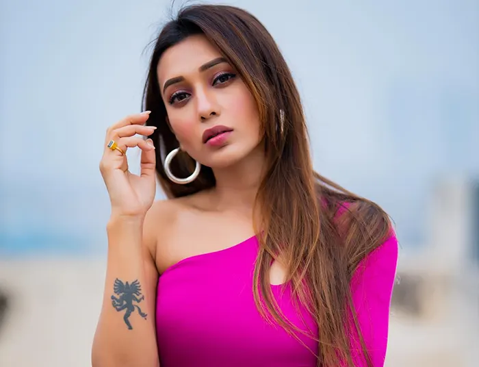 Ayolning eri bilan yashirin kamerasi onanizmi Ozimning pornomni suratga oldim